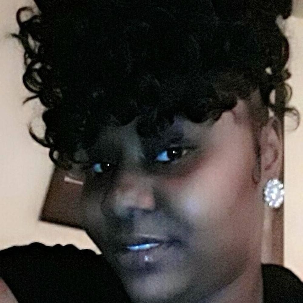 Meet your Posher, Ronnisha